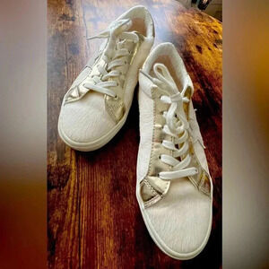 Vintage Havana est. 1964 | ladies Fresh Leather Sneaker.. Size: 6